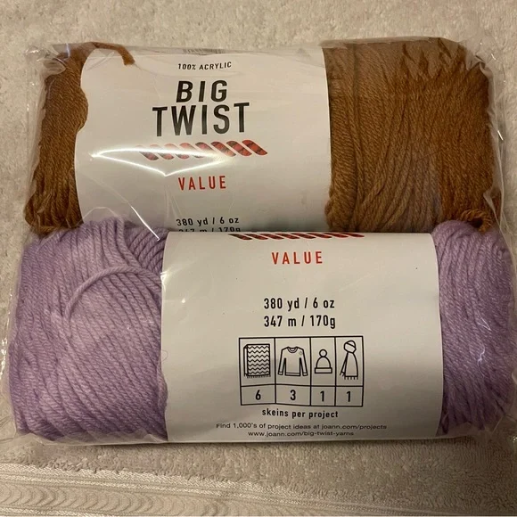 Scrap Yarn Big Twist 2 Skeins Lot#Y028 Granny Square Crochet Knit Plastic Canvas - Picture 5 of 5